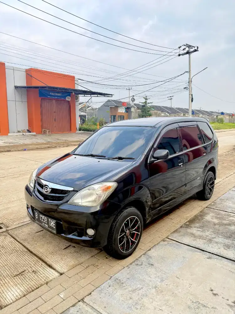 Daihatsu Xenia Xi 1.3 manual 2011