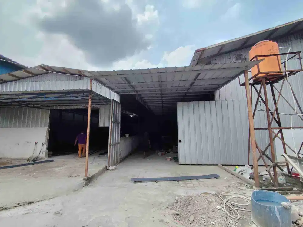 DI SEWA CEPAT ! gudang besar murah siap pakai di tata kemuning legok Tangerang