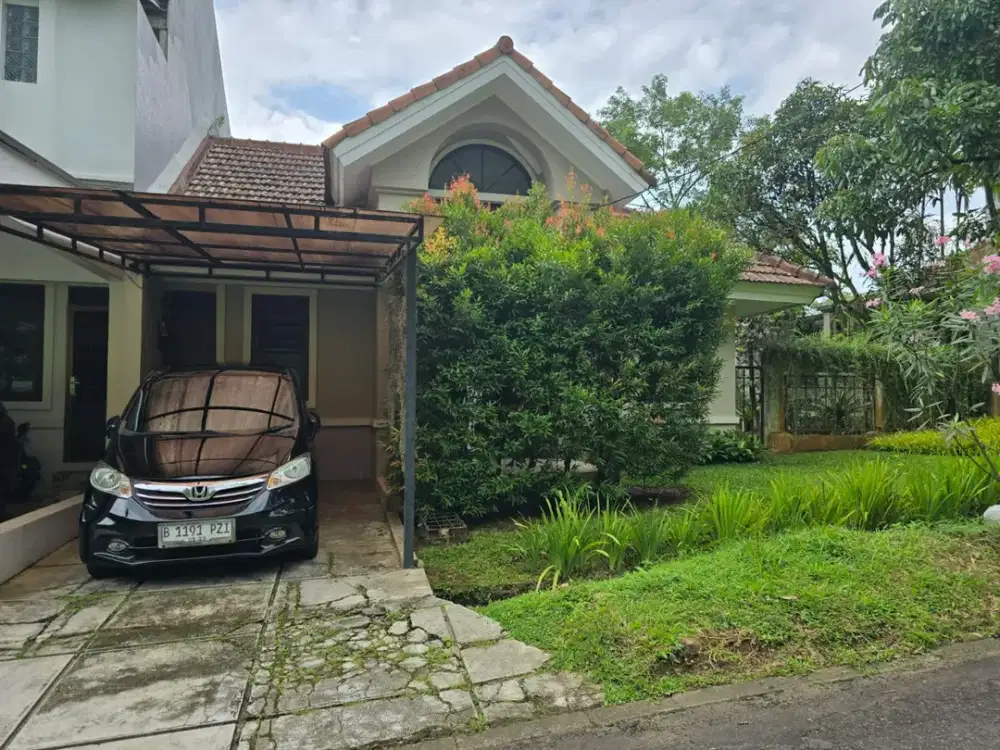 Jual Rumah Sentul City Cluster Taman Venesia Hadap Taman Luas 270m2