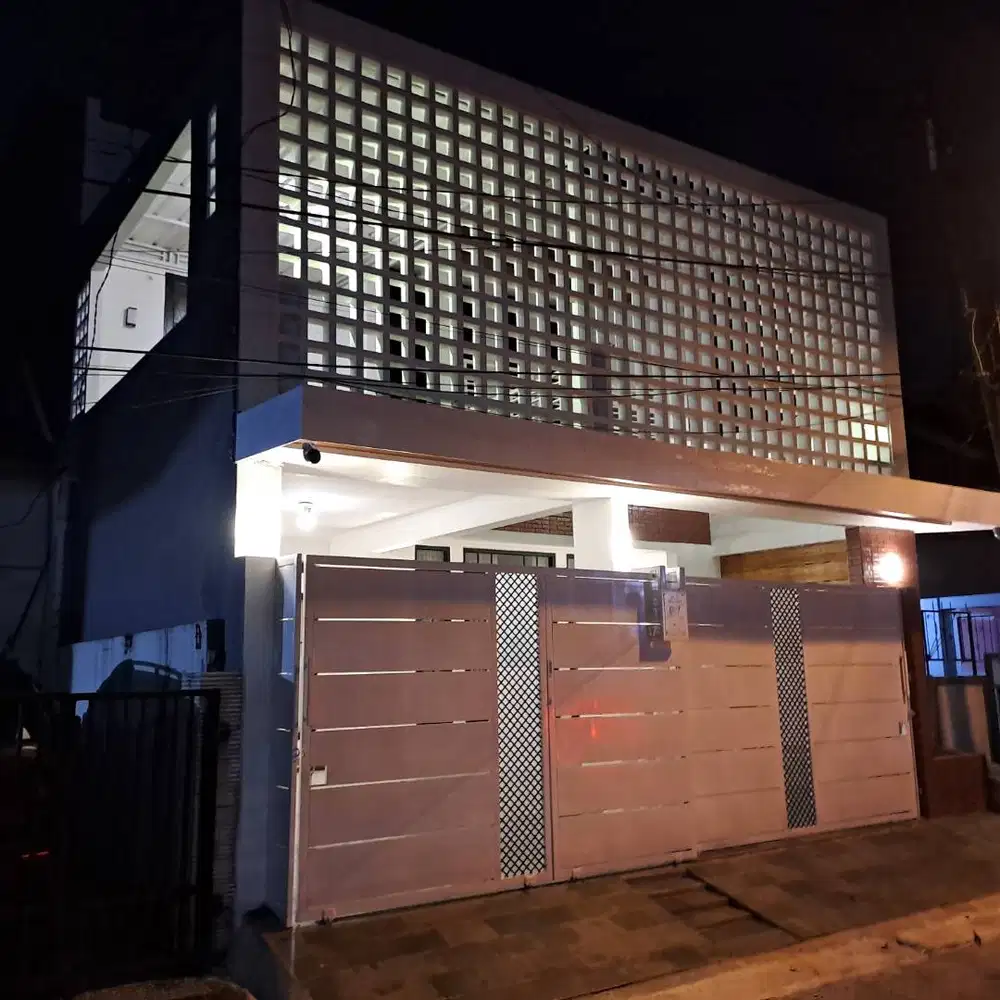 Disewakan Rumah Full Renovasi Di Grand Galaxy City - Bekasi