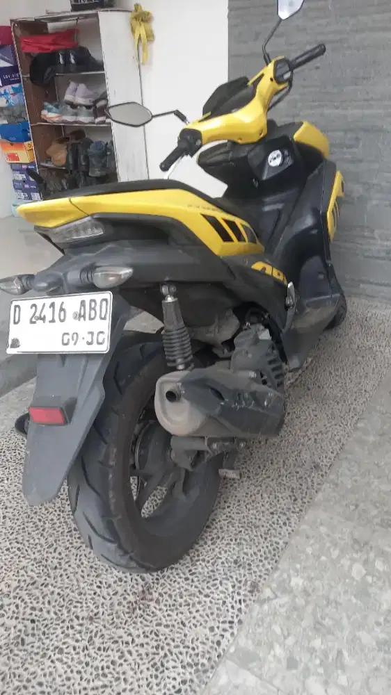 dijual Yamaha Aerox,kondisi mulus,surat lengkap,atas nama sendiri.