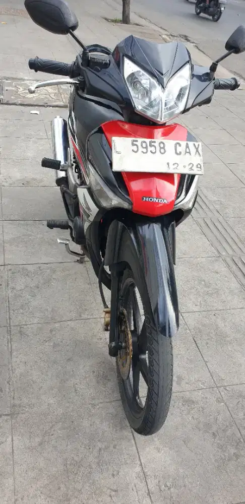 Supra X 125 satu hati th 2014 mulus pjk baru