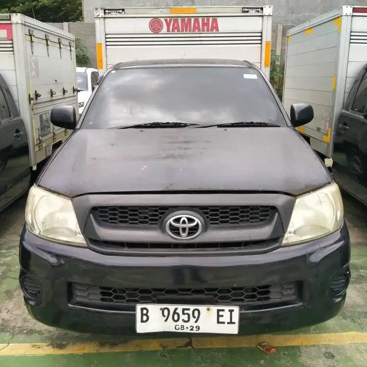 TOYOTA HILUX DELVAN BOX 2.0 MT 2009