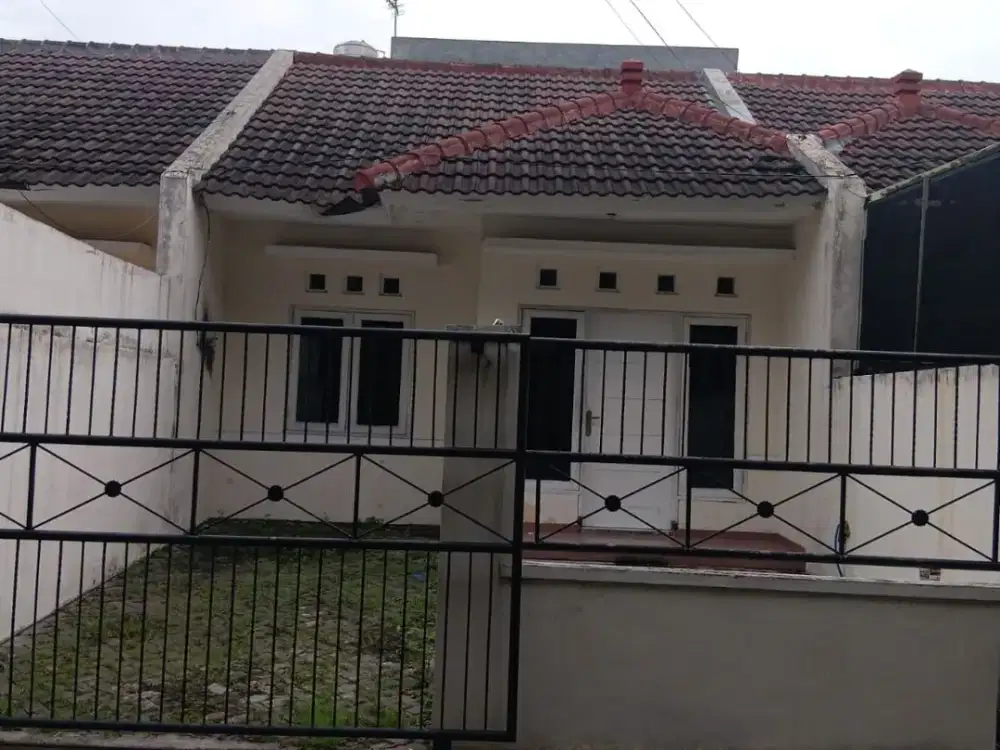 Disewakan Rumah Semolowaru