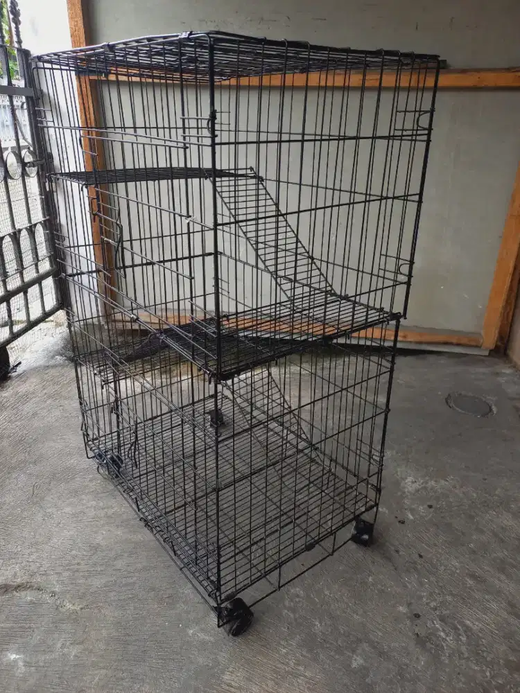 Kandang kucing bekas 3 tingkat bersusun 2