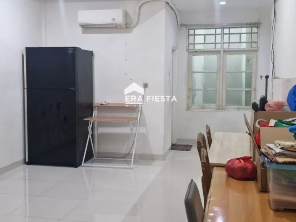 Ruko 3 Lantai Komplek Pelangi Taman Palem Akses Dekat Jalan Tol