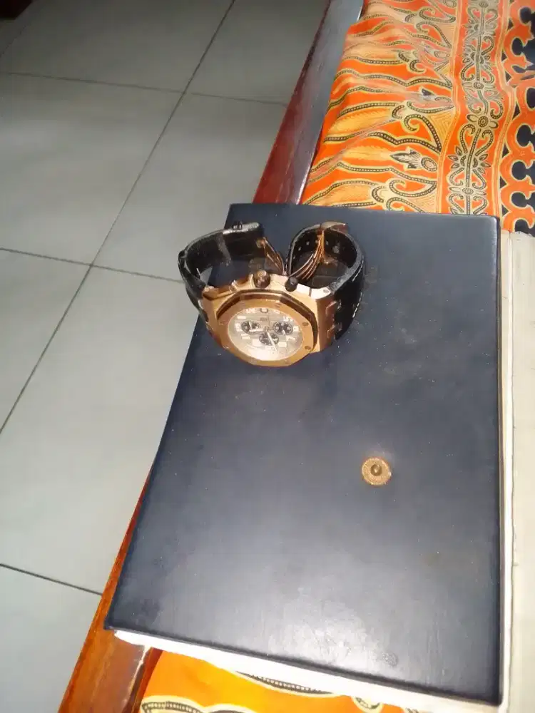 Dijual jam tangan AP off shore N 2590 kondisi Normal