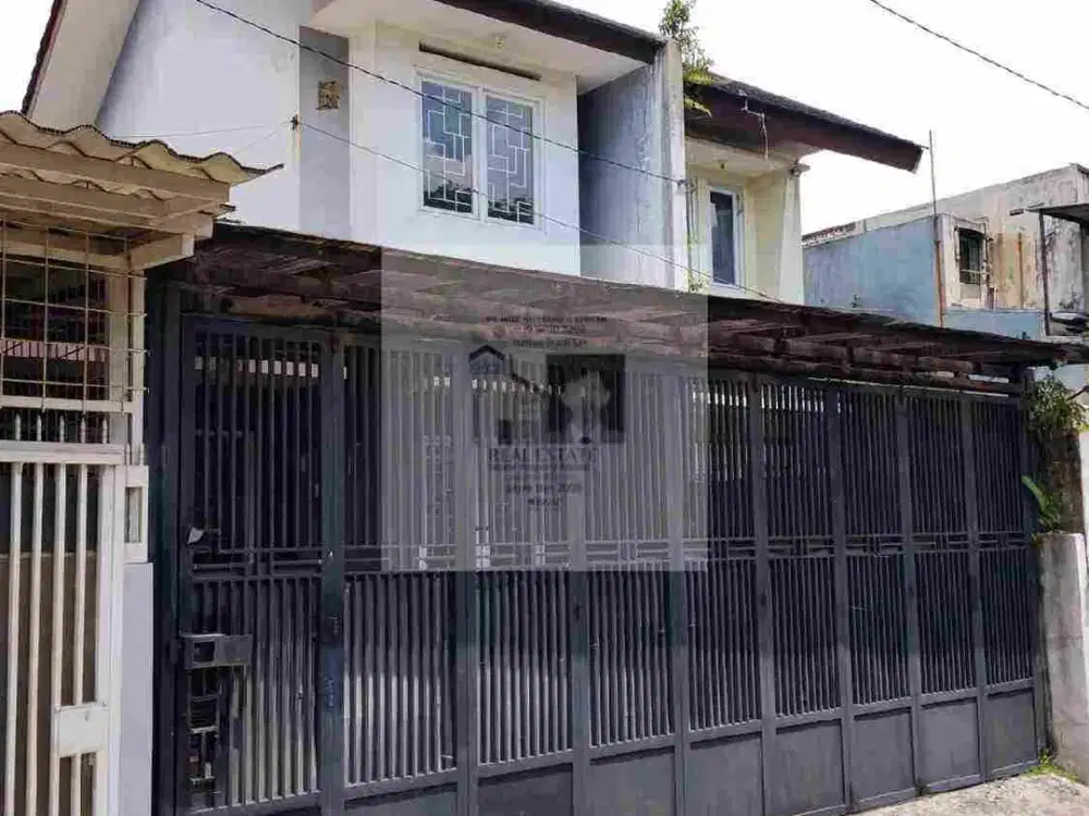 Rumah SHM strategis pusat Kota, dekat Sekolah BPK Penabur di Sudirman kodya Bandung.