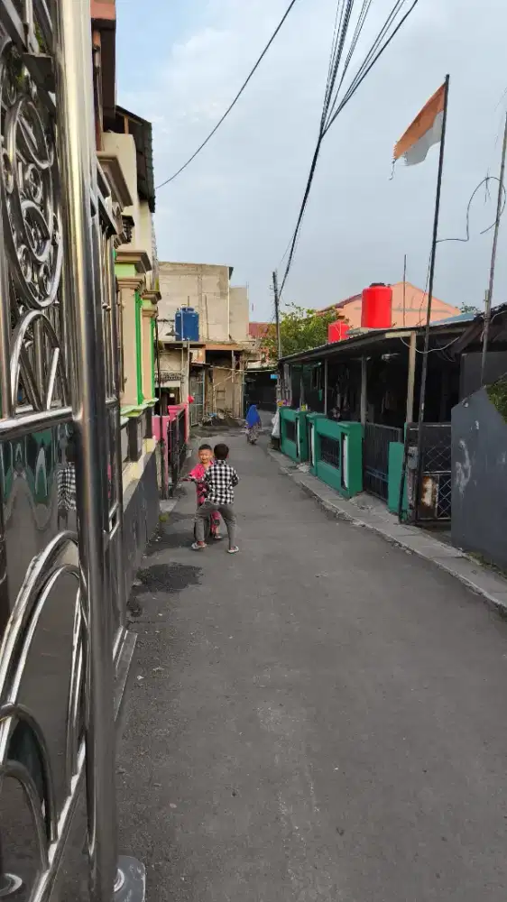 Dicari ART (perempuan)