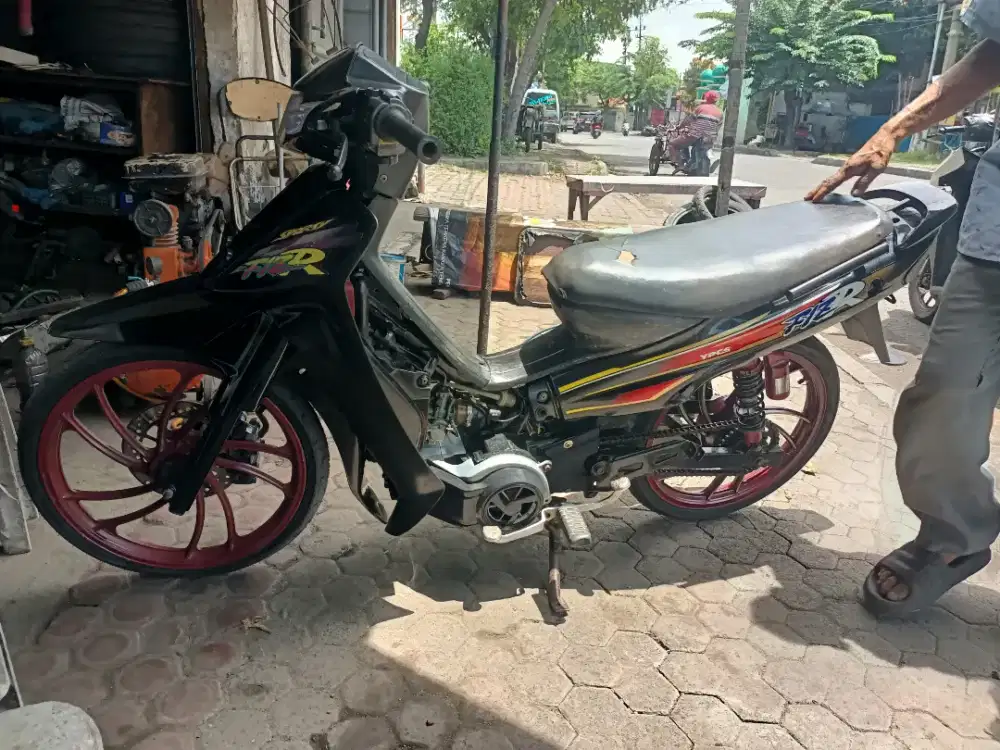 Yamaha fizr 1997 komplit