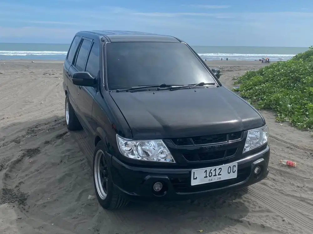 Isuzu Panther LS 2025 Hitam Tangan Pertama Modifikasi