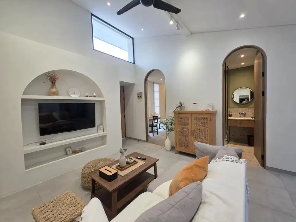 Disewa Rumah Nyaman dan Asri Siap Huni Minimalis Modern Lokasi di Kota Baru Parahyangan Bandung