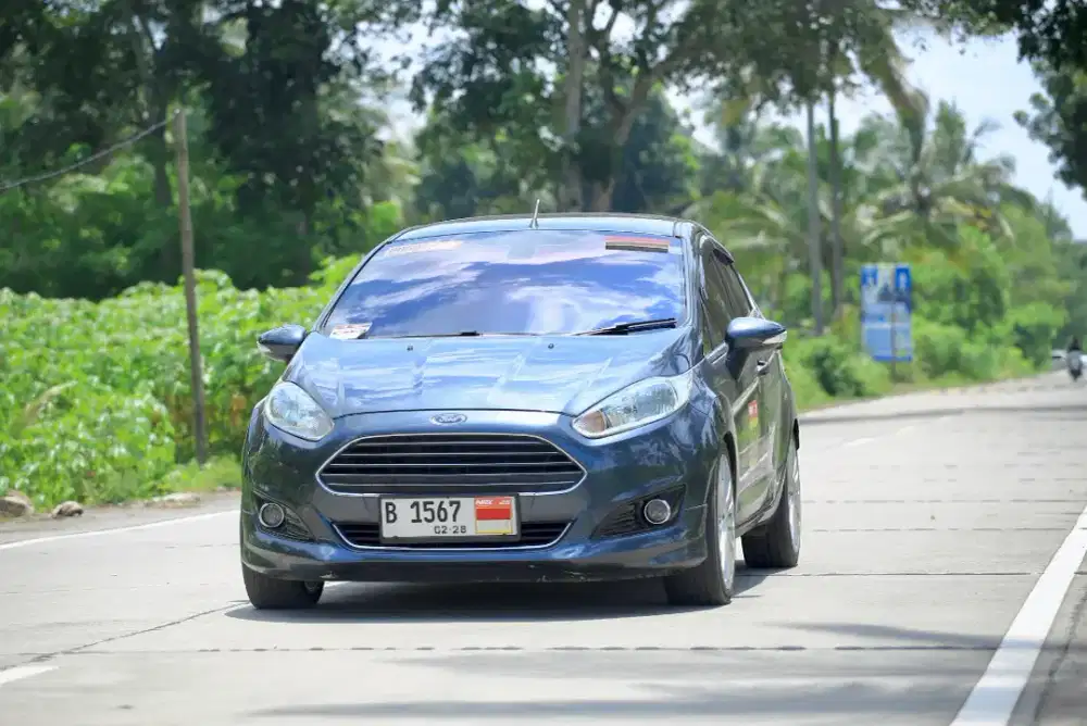 Ford fiesta EcoBoost turbo 1.0 2015