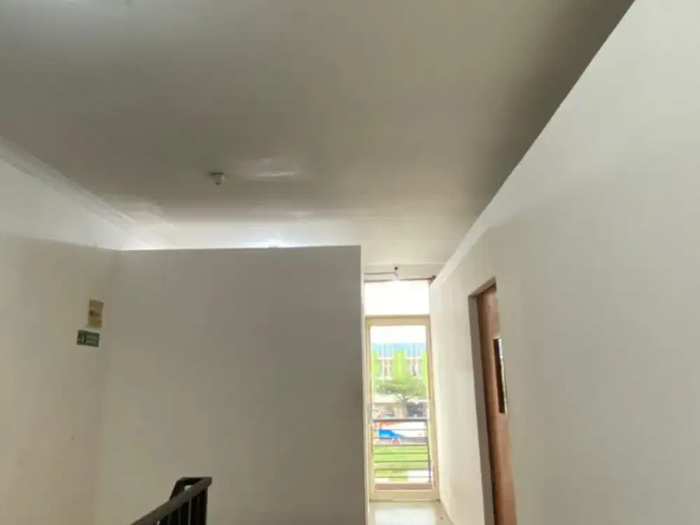 Dijual Cepat Ruko Ifolia 3 Lantai FULL RENOV Di Harapan Indah Bekasi