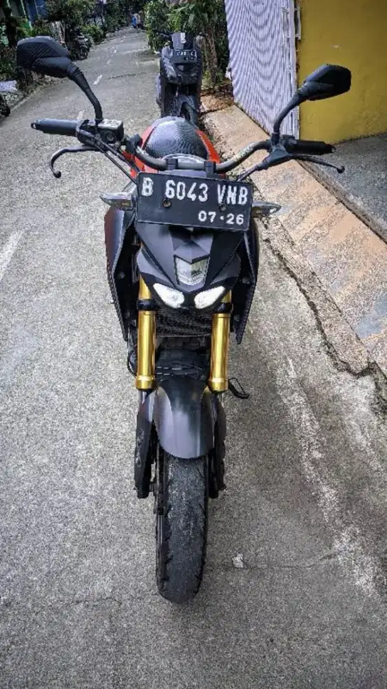Yamaha Xabre Hitam 2016