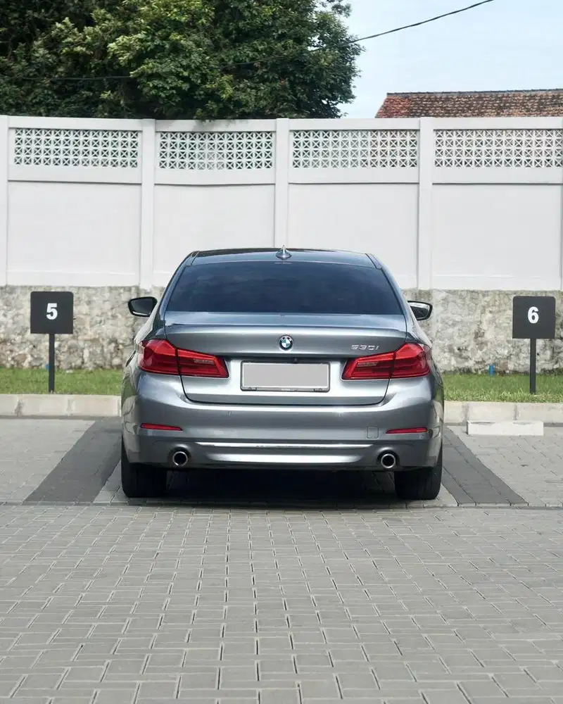 BMW 530I LUXURY G30 2018