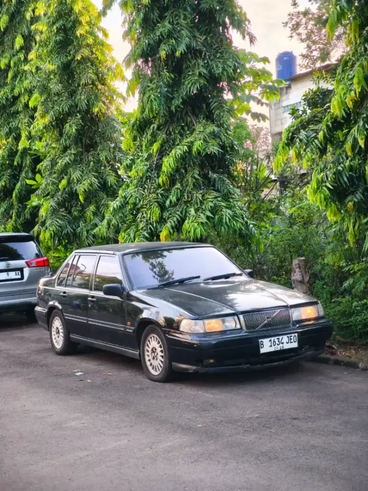 Volvo 960 Royal