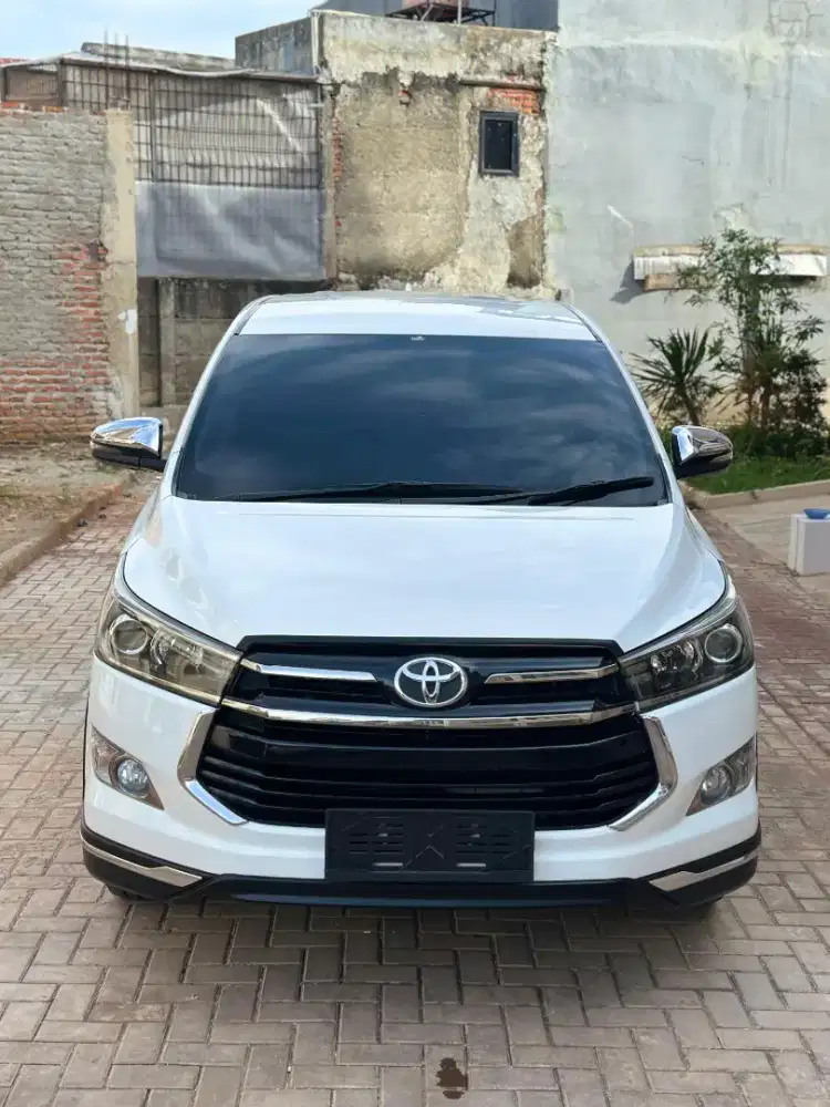 Toyota INNOVA VENTURER DIESEL MURAH