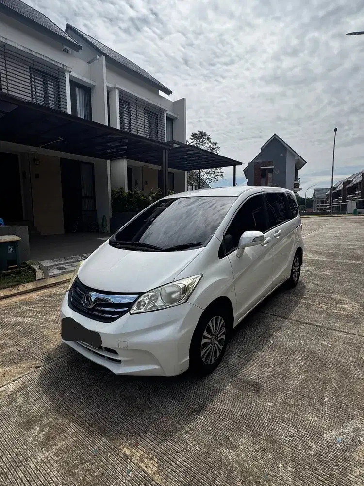 DIJUAL SANTAI!!! KARENA FULL GARASI RUMAH