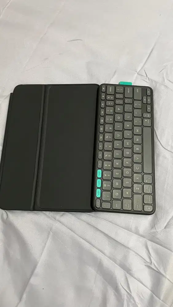 Logitech Flip Folio