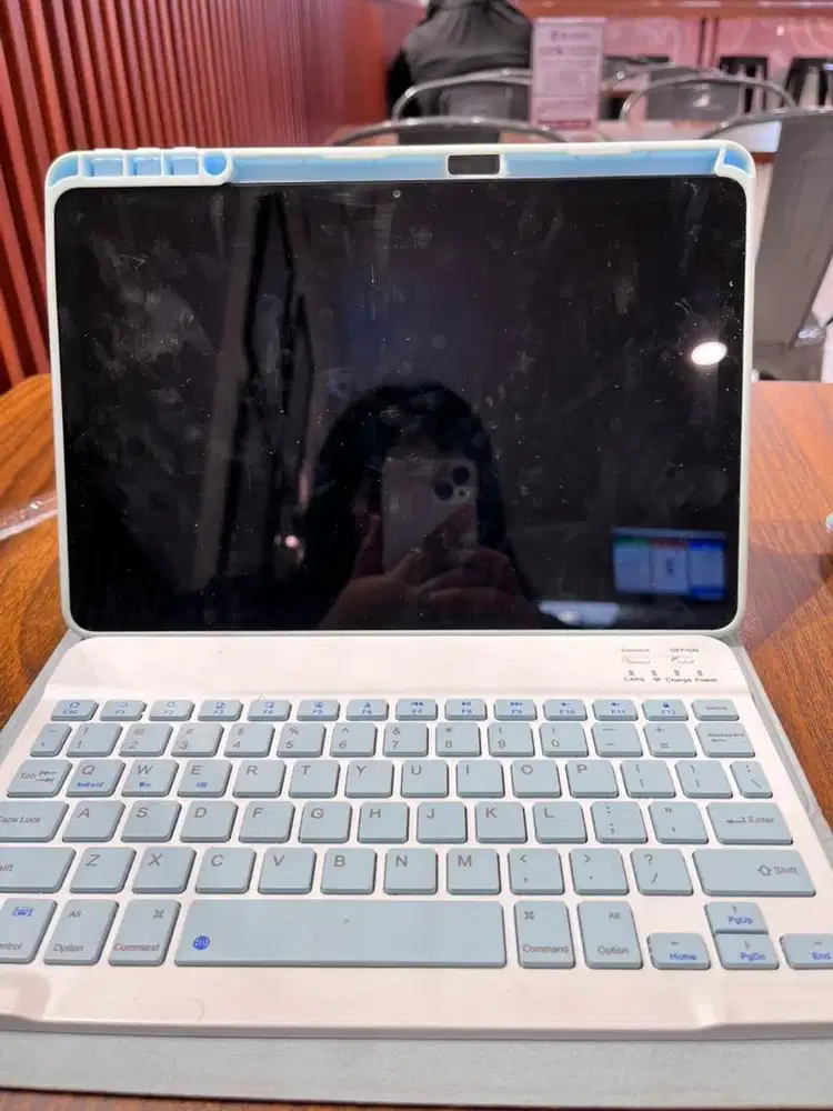 XPAD  4G 256 (tab infinix pertama)