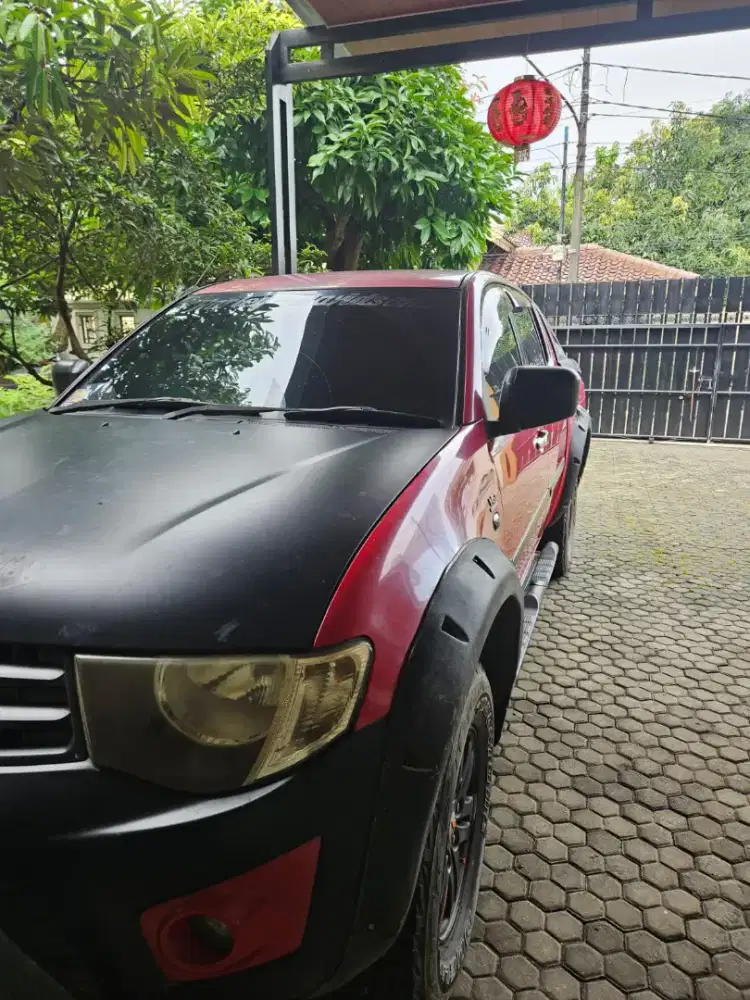 Jual mitsubhisi daobel cabin 2014 solar