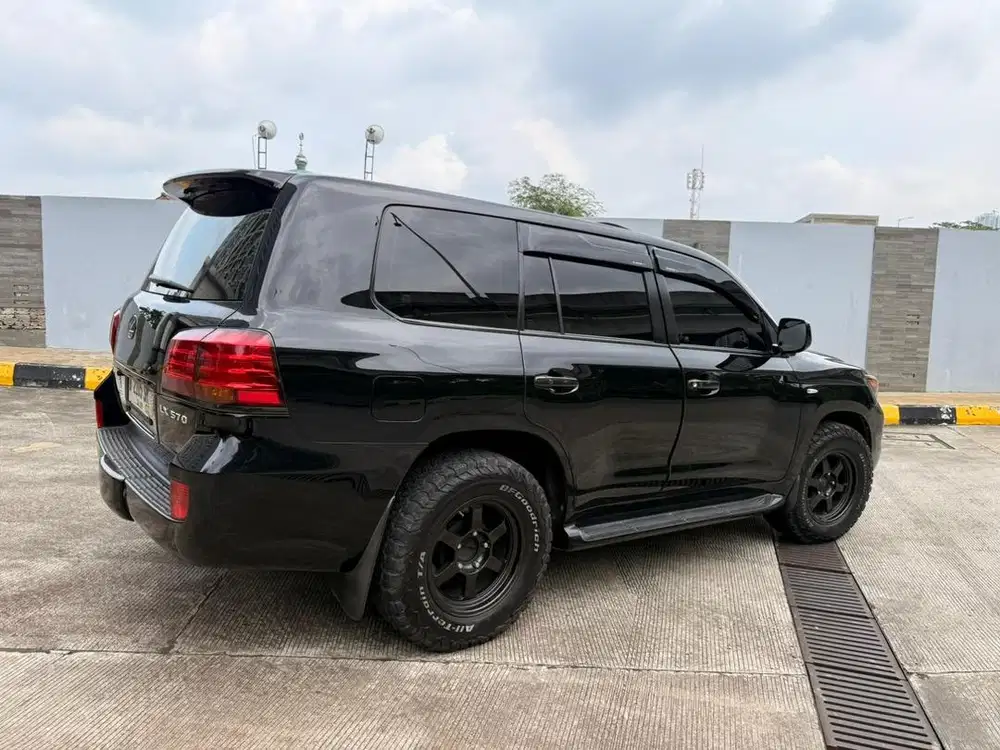 Lexus LX 570 2008 bensin low km 79rb