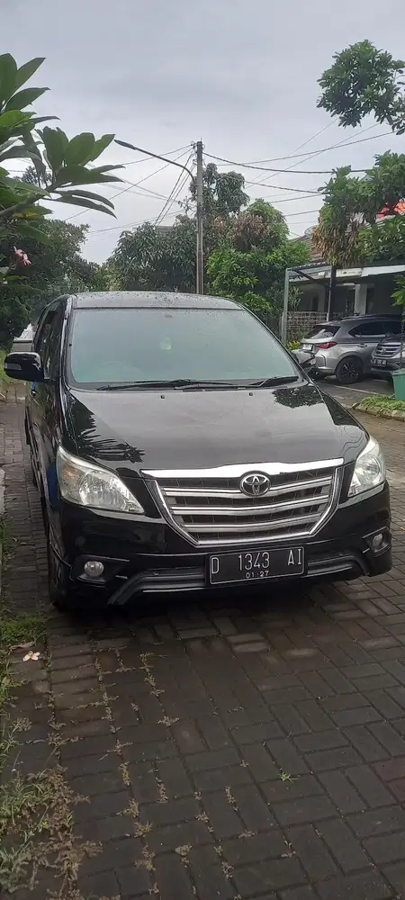 Toyota Kijang Innova 2014 Bensin