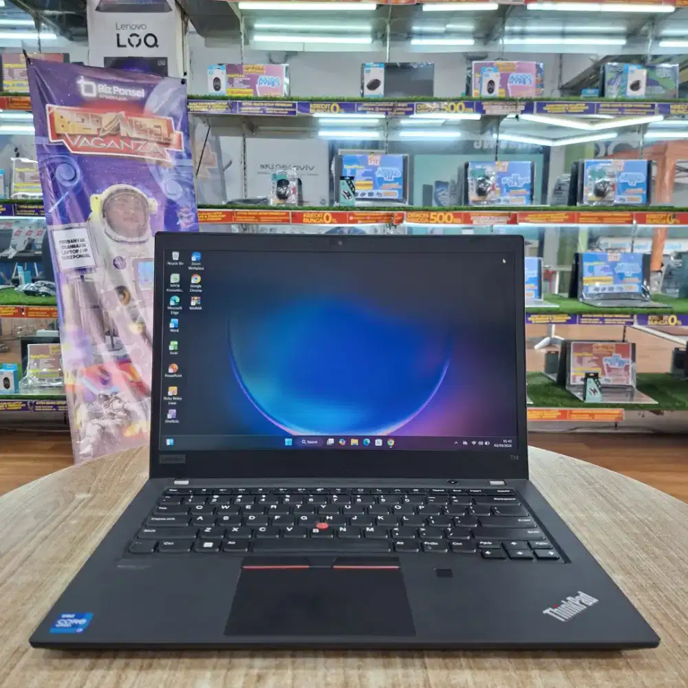 DI JUAL CEPET LAPTOP SPESFIKASI TINGGI COCOK BUAT DESAIN DAN KERJA
