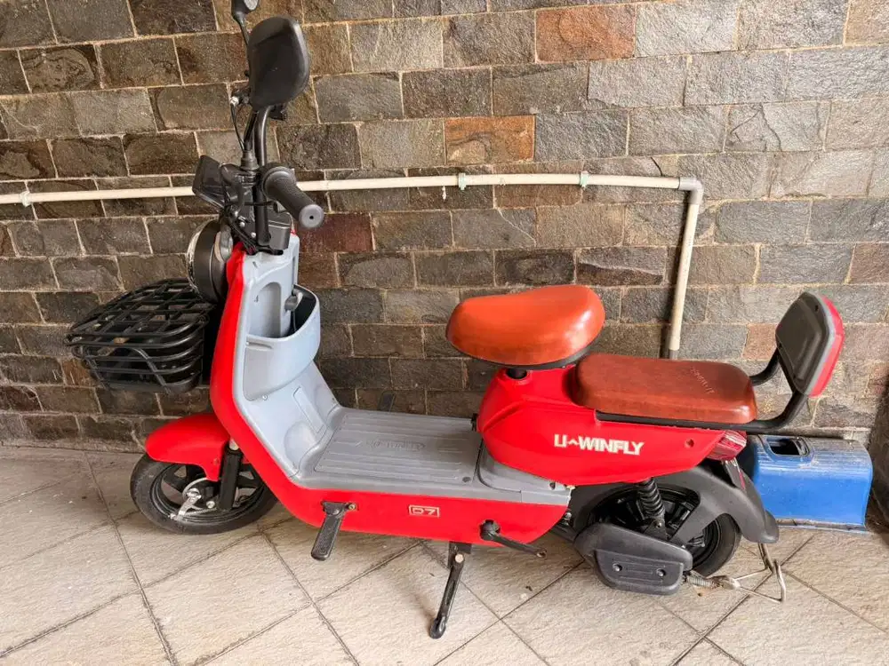 Uwinfly Sepeda Listrik Dragonfly D7