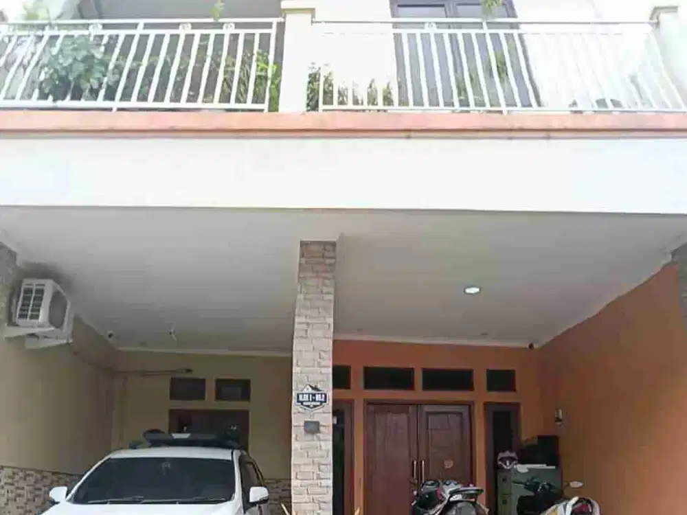 Rumah dekat stasiun di komplek Grande Kencana Cibinong Bogor Jabar