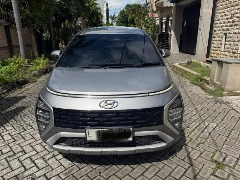 Hyundai stargazer prime at 2022 grey abu abu