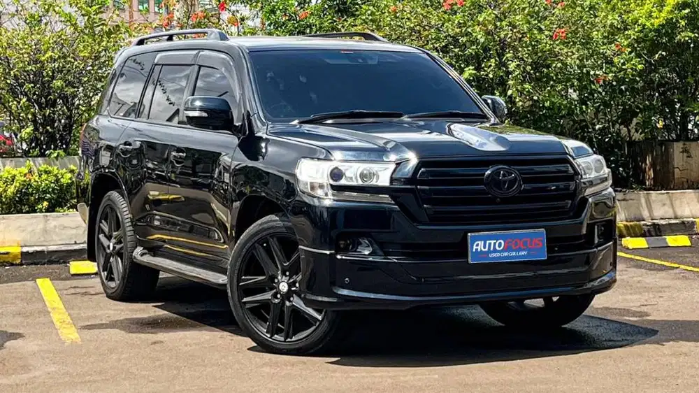 BERGARANSI | Toyota Landcruiser VX200 4.7 AWD 4x4 AT Bensin Hitam 2008