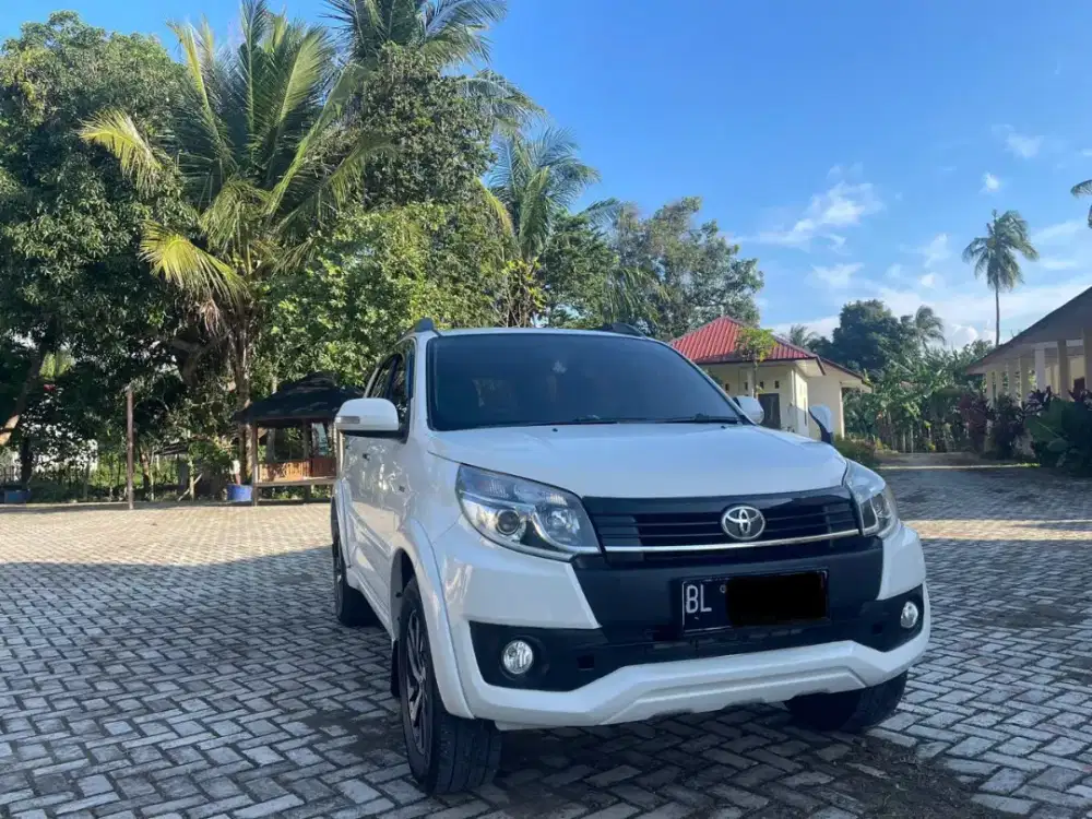 Toyota Rush matic 2016