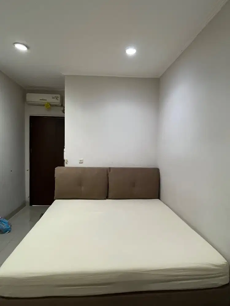 Divan tempat tidur kualitas bagus