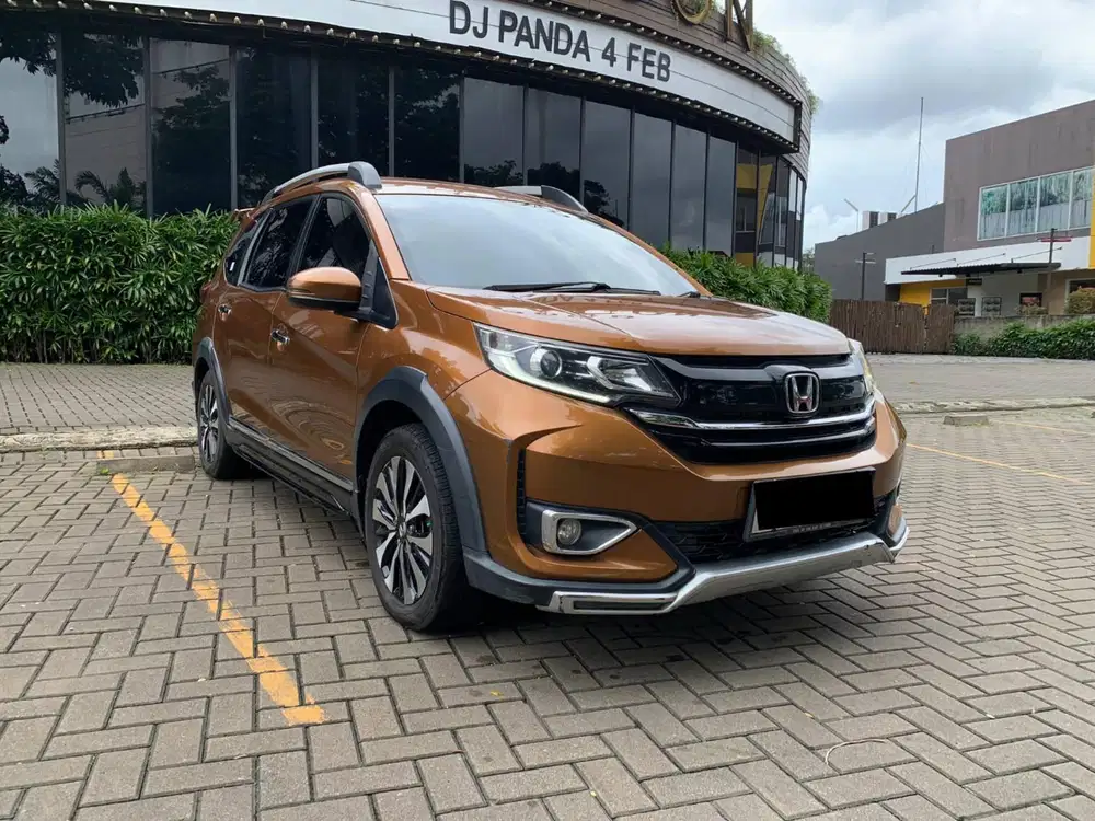 HONDA BRV PRESTIGE CVT MATIC 2019 COKLAT