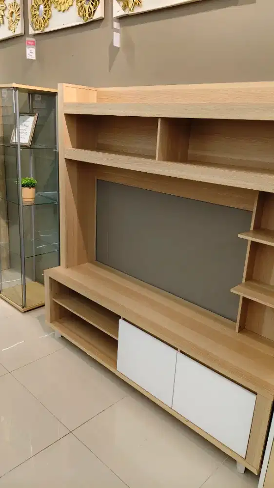 BORIS ENTRMNT CNTR PRO OAK WHITE