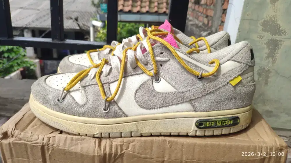 Nike sb dunk low x off white