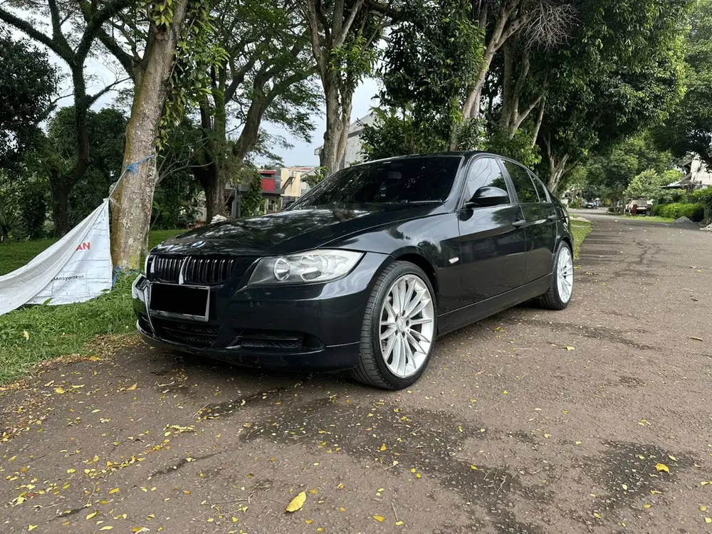 BMW 320i E90 2005
