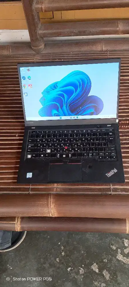 Lenovo Thinkpad X1 carbon gen5 core i7 gen7