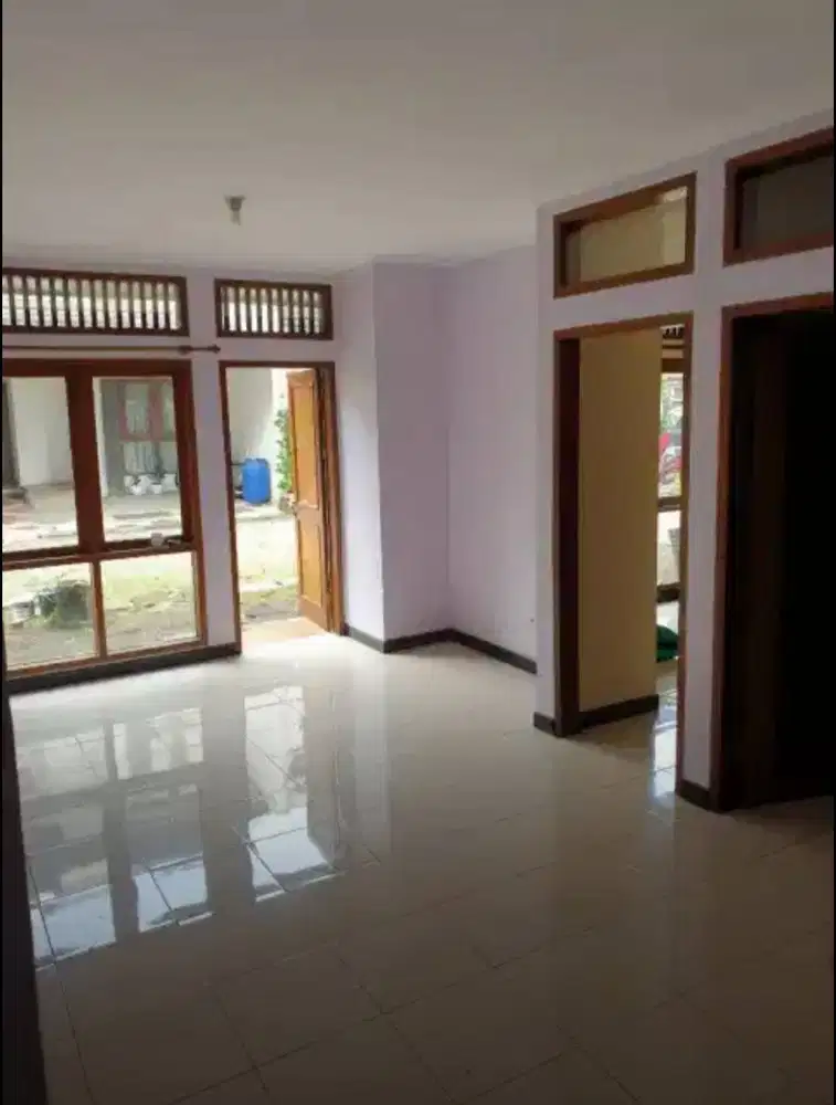 Disewakan Rumah Hook Dalam Cluster Di Cikutra Bandung