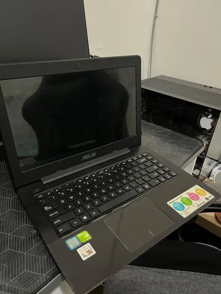 Laptop Asus A456 UR