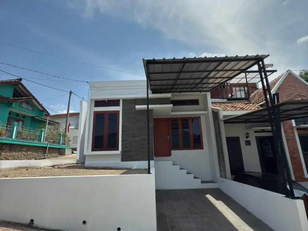 Hanya 1 Saja! Rumah Hook Siap Huni Atap Full Dak di Cileunyi Dekat Tol