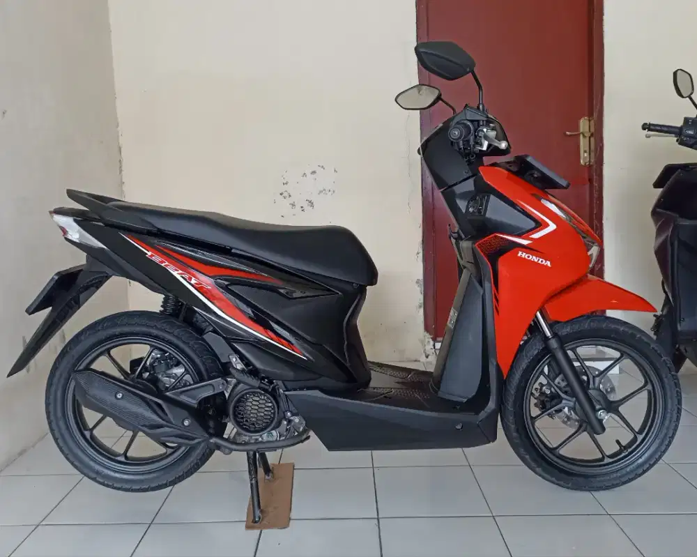 Honda beat CBS tahun 2025 km 5000