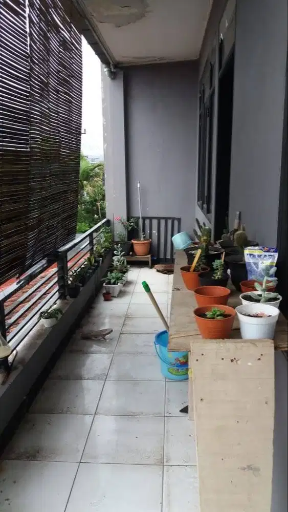 Dijual Rumah 2 Lantai Di Mainroad Manglid Kopo Bandung