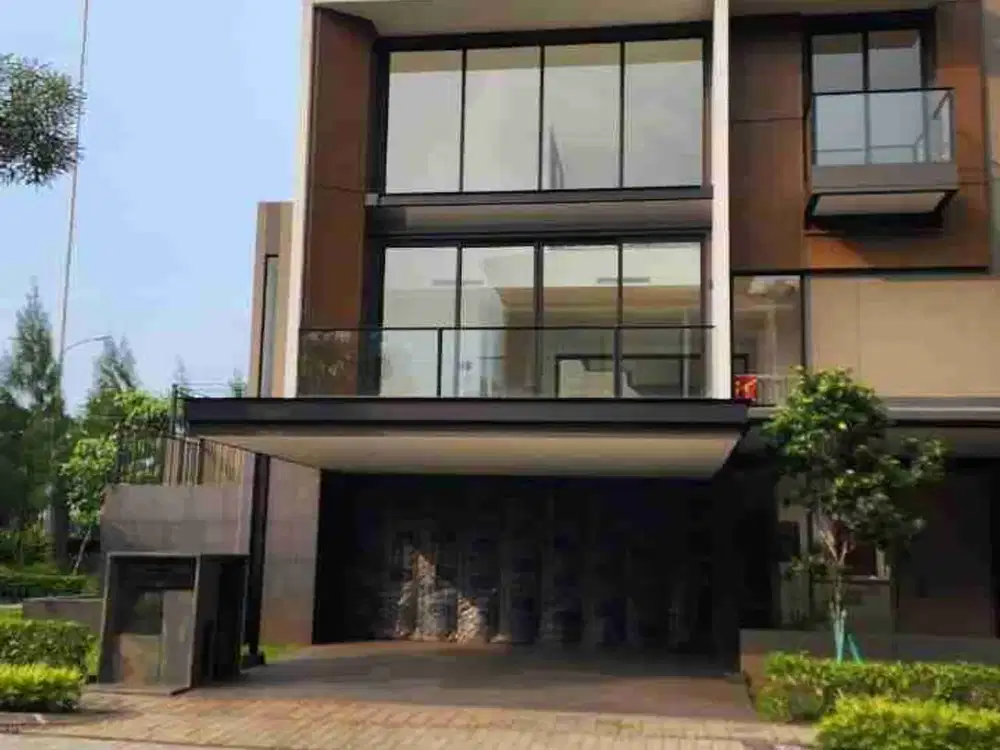 Rumah Mewah Hoek Di Navapark Cluster Laurel BSD