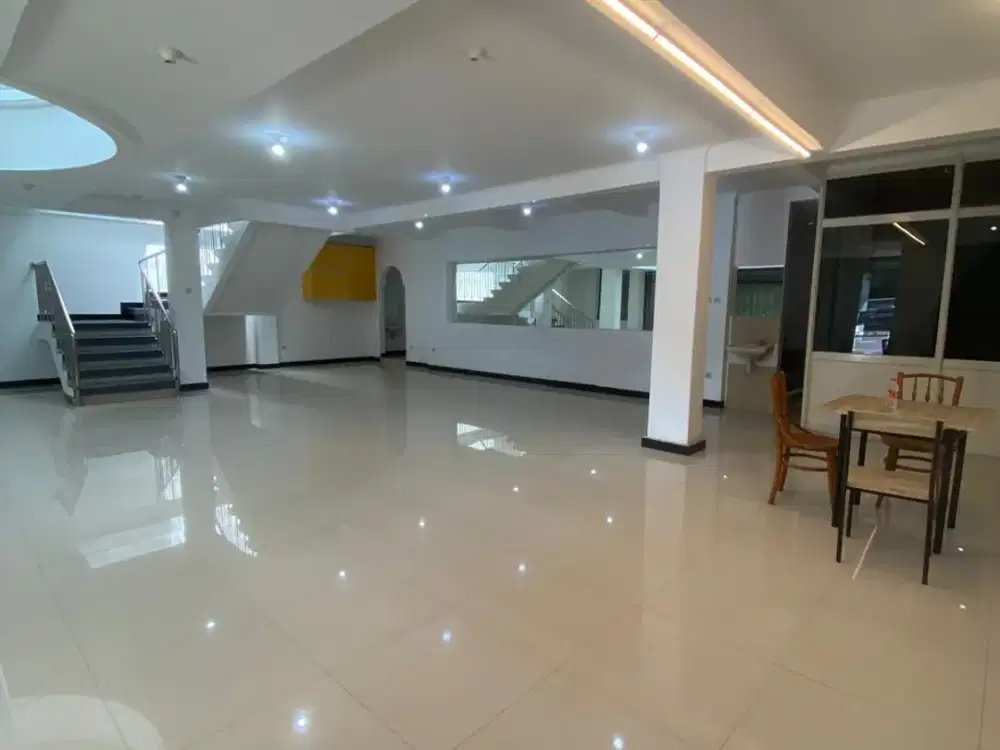 Disewakan Ruang Usaha Sangat Strategis di Pasirkaliki Bandung