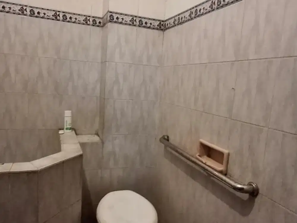 RUANG USAHA DISEWAKAN DI JOGJA DEKAT DENGAN RS PKU MUHAMMADIYAH YOGYAKARTA DAN PASAR PATHUK