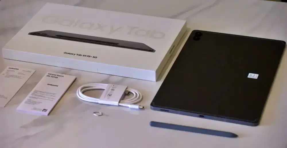 Samsung Galaxy Tab S9 FE+ Gray