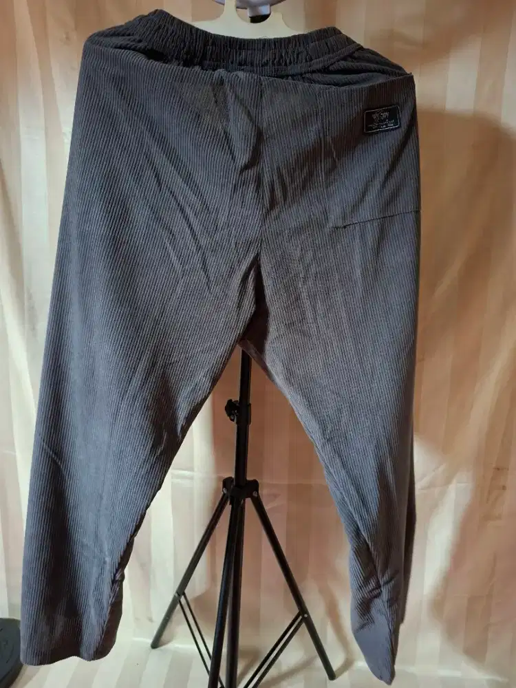 Celana Corduroy unisex loose jogger